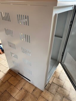 Skříň (rack) na technologii fotovoltaiky - 7