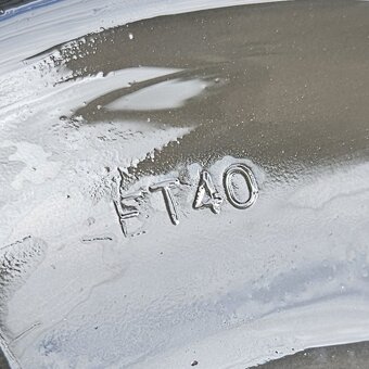 Zimní kola Nissan 215/65/16, 6.5JJx16 ET40 č. AD31 - 7