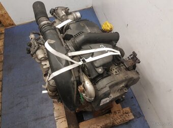 RENAULT CLIO III 1.5 DCI MOTOR K9K770 - 7