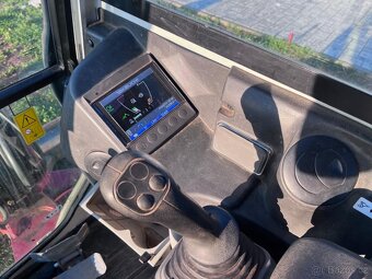 Takeuchi TB230 Minibagr 3T  + 3x lžice - 7