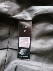 Dámský černý kabátek zn. F&F - 7