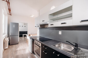 Prodej bytu 3+1 s balkonem, Hodonín – Národní třída - 7