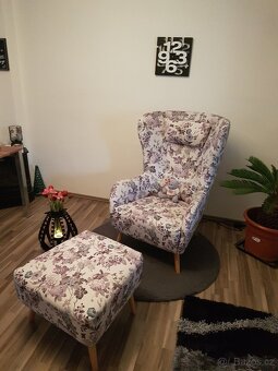 KŘESLO-UŠÁK +TABURET , zn GUTMAN - 7