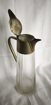 skleněná karafa s kovovým víkem - 7