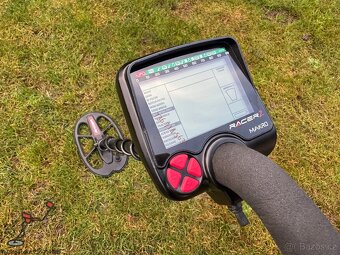 Detektor kovů Makro Racer 2 - 7