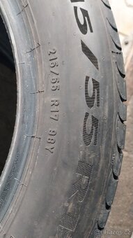 Prodám 2 x letní pneu Pirelli 215/55/17 - 7