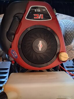 ZAHRADNI TRAKTOR VIKING - 7