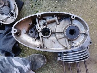 Motor velorex 350 - 7