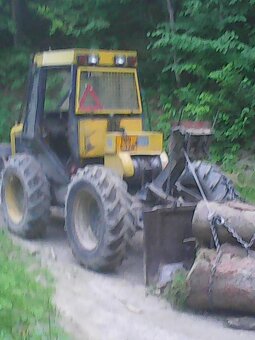 Lesné kolový traktor Hittner 55 v - 7