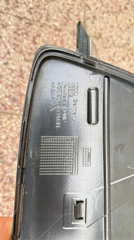 Mřížka nárazníku Audi A6 C7 4G0 807 682 AC - 7