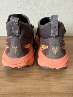 Boty HOKA - 7