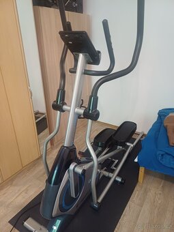 Eliptický trenažér inCondi ET520i - 7