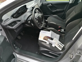 Peugeot 208 1,2 - 7