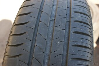 kola originál Skoda nebo taky na VW Seat Audi letni pneu - 7