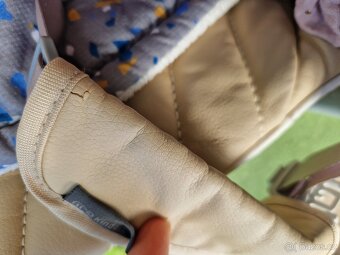 Jídelní židlička Kinderkraft Lastree - 7