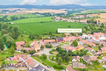Prodej, rodinný dům 4+kk a 2+kk, zahrada a soukromí, 1152 m2 - 7