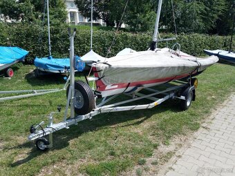Okruhová plachetnice RS400 vč. vleku - 7