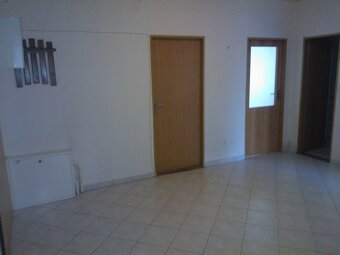Pronájem bytu 3 + 1 s balkonem, lodžií, park. stáním Olomouc - 7