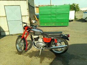 JAWA CALIFORNIA 250 - 7