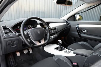 RENAULT LAGUNA 2.0DCI GP MONACO - 7