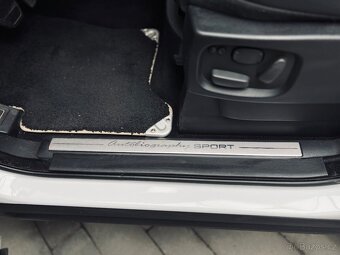 Land Rover Range Rover Sport 3.0HSE 180 KW KŮŽE - 7