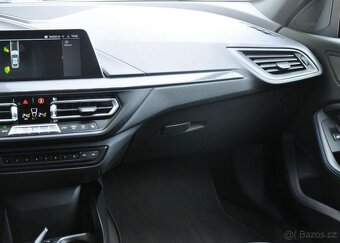 BMW Řada 2 218d M-SPORT HUD 1M ČR - 7