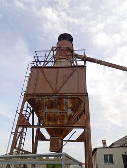 Silo - 7