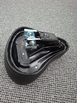 Sedlo na Babetta a další typy mopedů. (nové) - 7