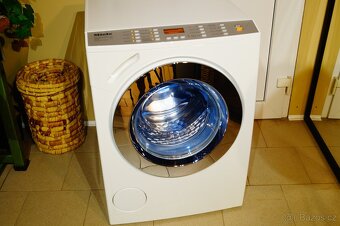 Pračka Miele W6766 WPS na 7 kg - 7