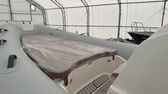 Motorový člun Medline 750 NEO Hypalon + Mercury F225 XL DS - 7