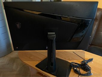 32" MSI Optix MPG321UR-QD s Quantum Dot/3 840 × 2 160/144Hz - 7