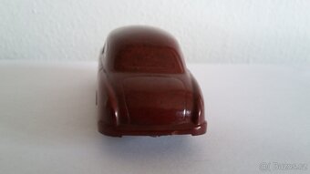 Stará hračka Igra Škoda 1200 sedan na setrvačník - 7