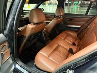 BMW e91 325d 180kw - 7