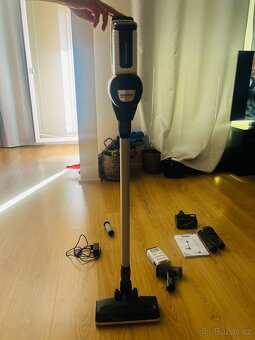 Tyčový vysavač Kärcher VC 7 - 7