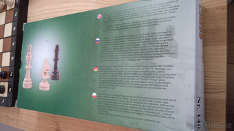 Magnetické šachy v dřevěné kazetě - 7
