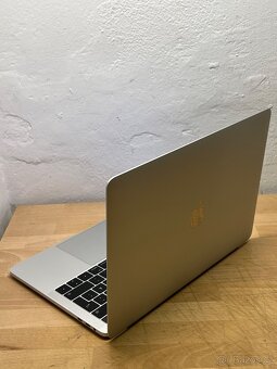 MacBook Pro 13” 2017/16GB RAM/i5/256GB SSD/ Záruka - 7