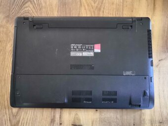 Asus X552M na díly nebo opravu - 7