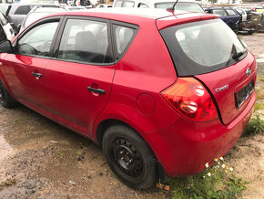 Kia Ceed 1,4i 16V 80kW 2008 MOTOR KO - dily z VOZU - 7