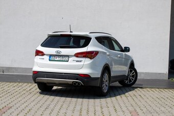 Hyundai Santa Fe 2.0 CRDi VGT 4x4 - 7