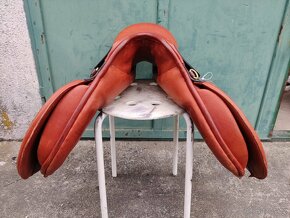 Prodám/vyměním NOVÉ VS sedlo Knight Rider Sergeant 17"/1 - 7