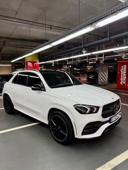 Mercedes-Benz GLE 300d 4MATIC AMG Night - 7