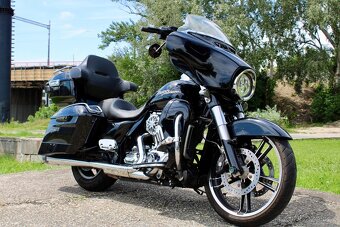 Harley Davidson Street Glide Custom - 7