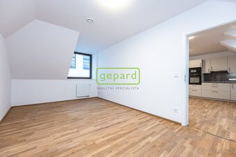 Prodej bytu 2+kk, 60,3m2, sklepní kóje, parkovací stání v pr - 7