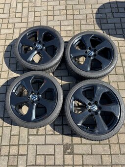 ORIGINÁL Alu Volkswagen AUSTIN R18, 5x112- TOP, LETNÍ PNEU - 7