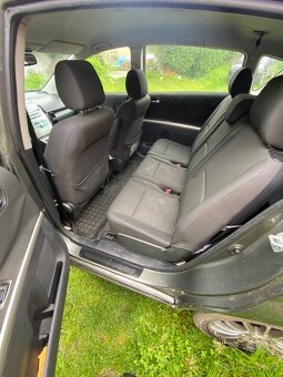 Toyota Corolla verso 2.2 - 7