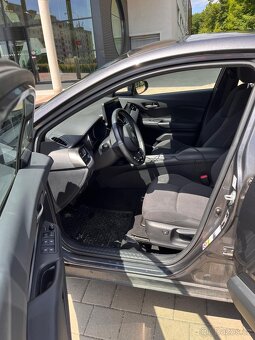 Toyota C-HR 1,8 Hybrid - 7
