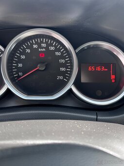 Dacia Duster 1.6 4x4 - 7