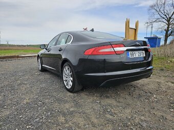 Jaguar XF - 7