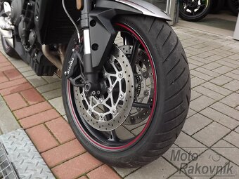Triumph Street Triple 765 - 7