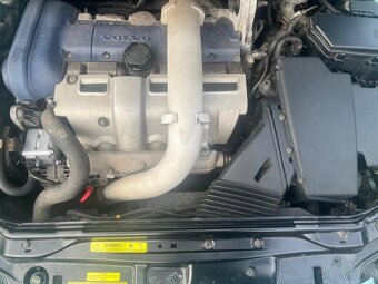 V70 R 220kw, 4x4 manuál, 158 tis km. - 7